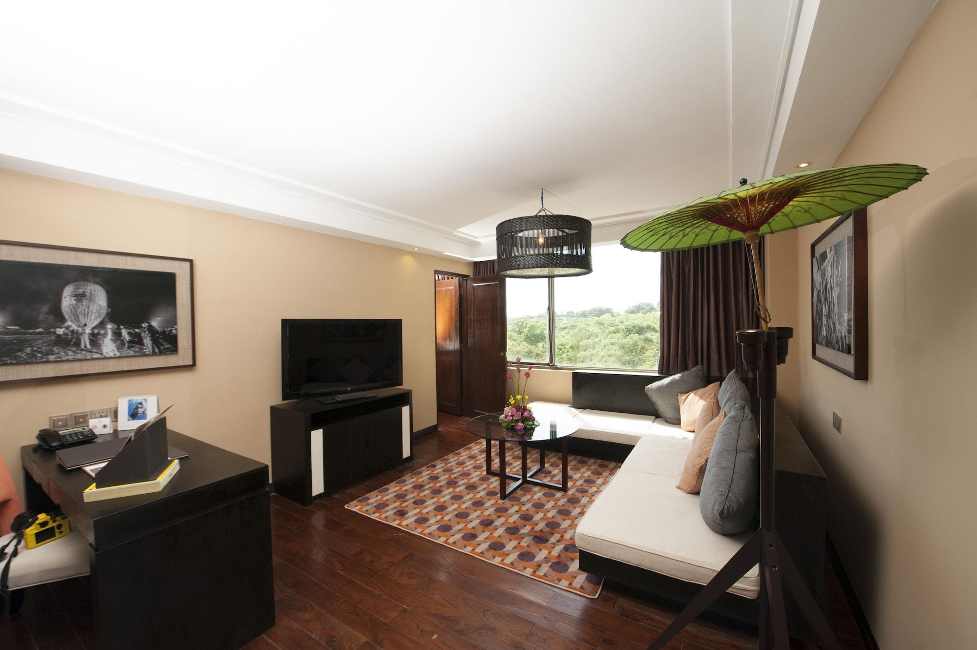 יאנגון Rose Garden Hotel מראה חיצוני תמונה