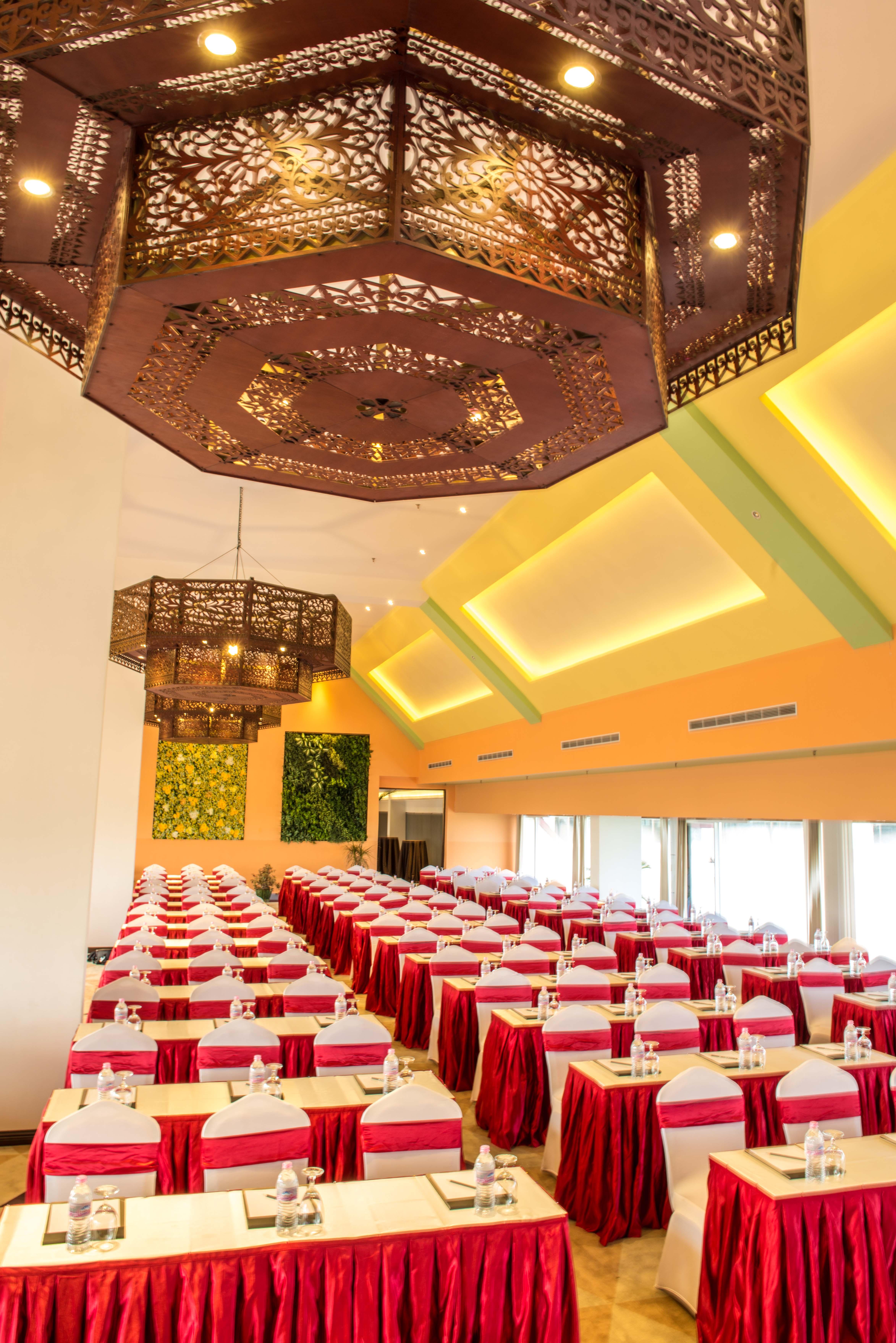 יאנגון Rose Garden Hotel מראה חיצוני תמונה