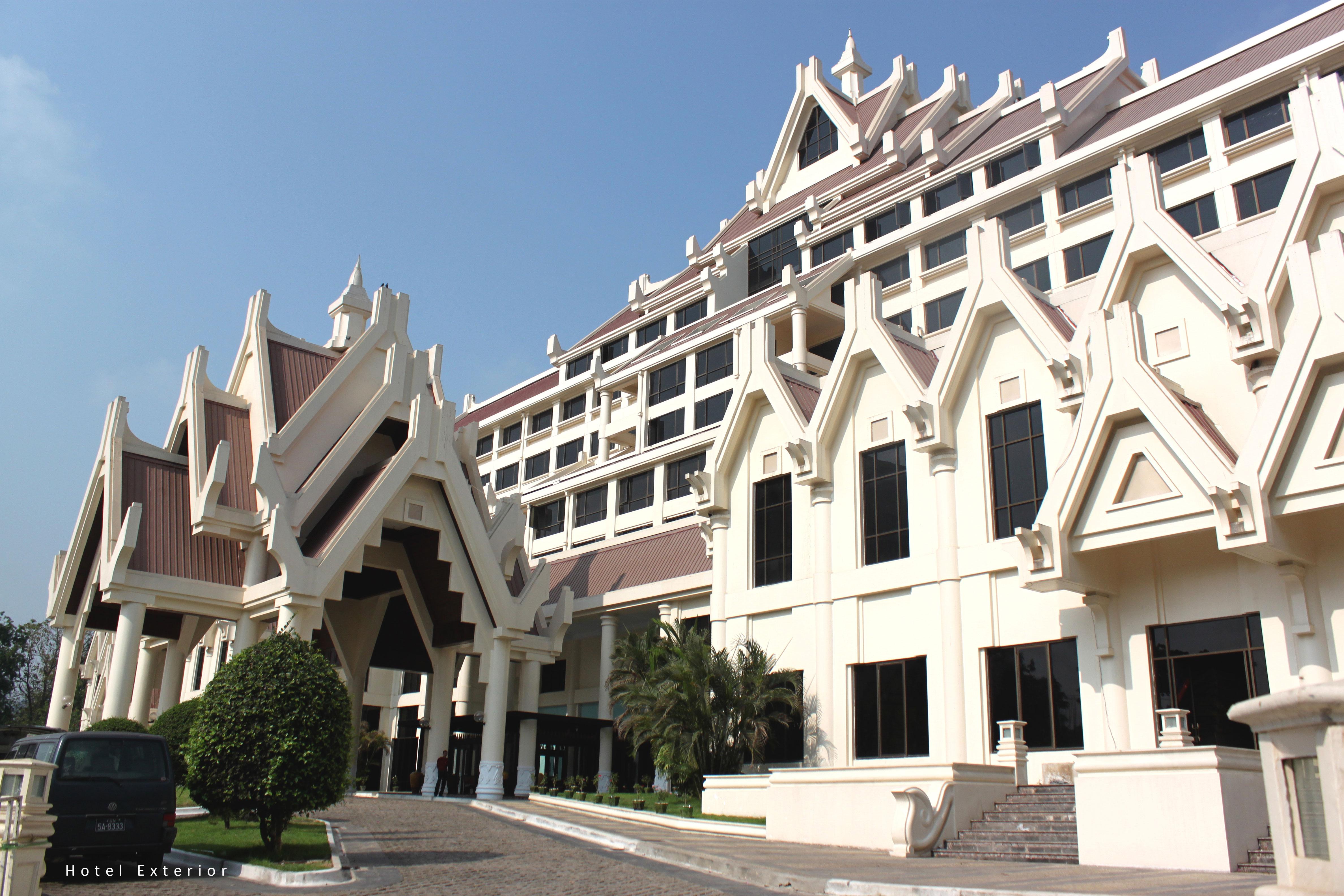יאנגון Rose Garden Hotel מראה חיצוני תמונה