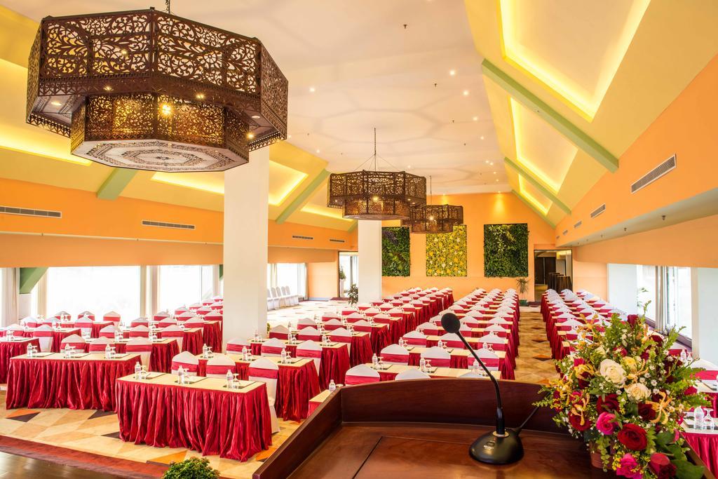 יאנגון Rose Garden Hotel מראה חיצוני תמונה