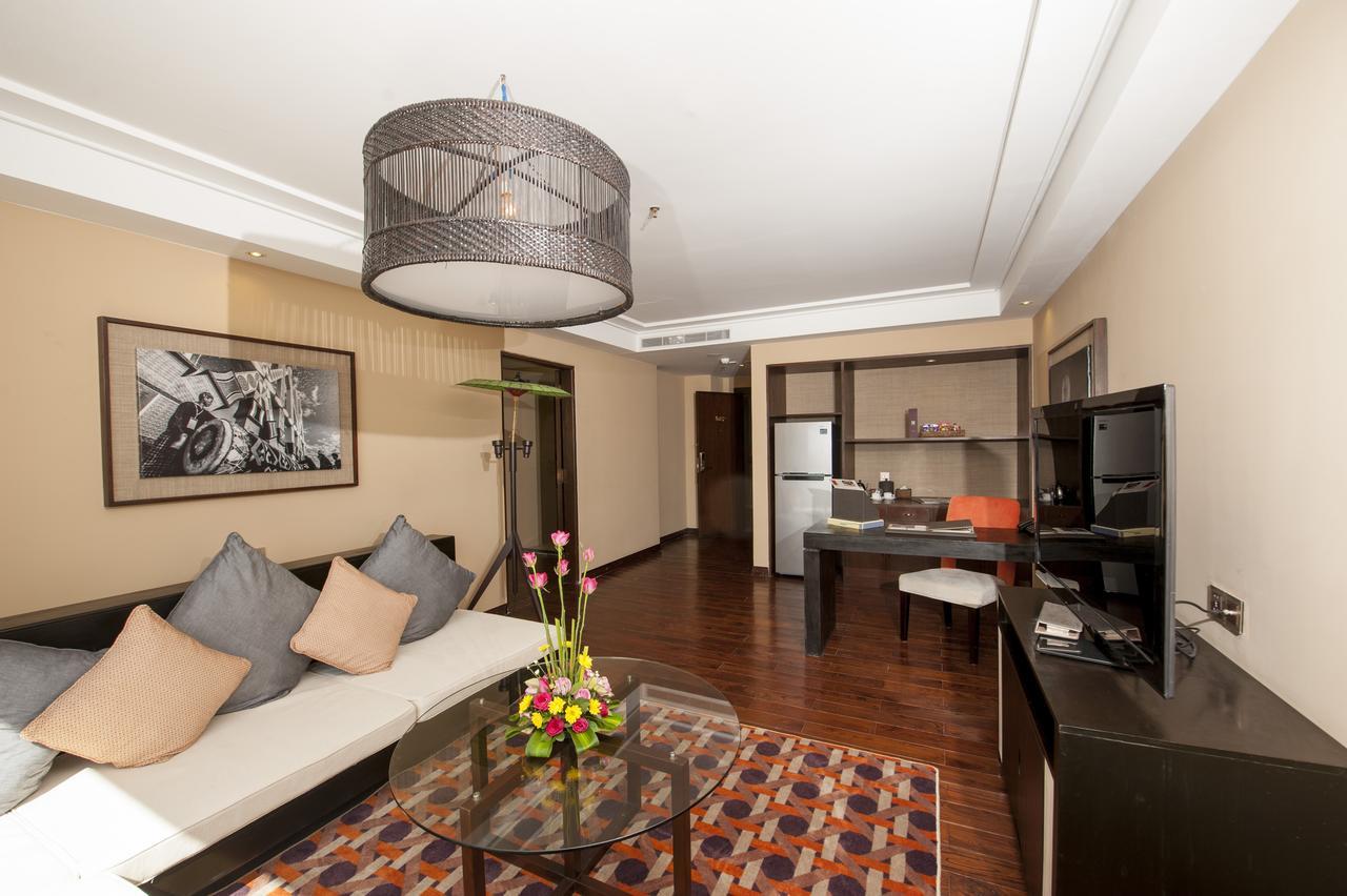 יאנגון Rose Garden Hotel מראה חיצוני תמונה
