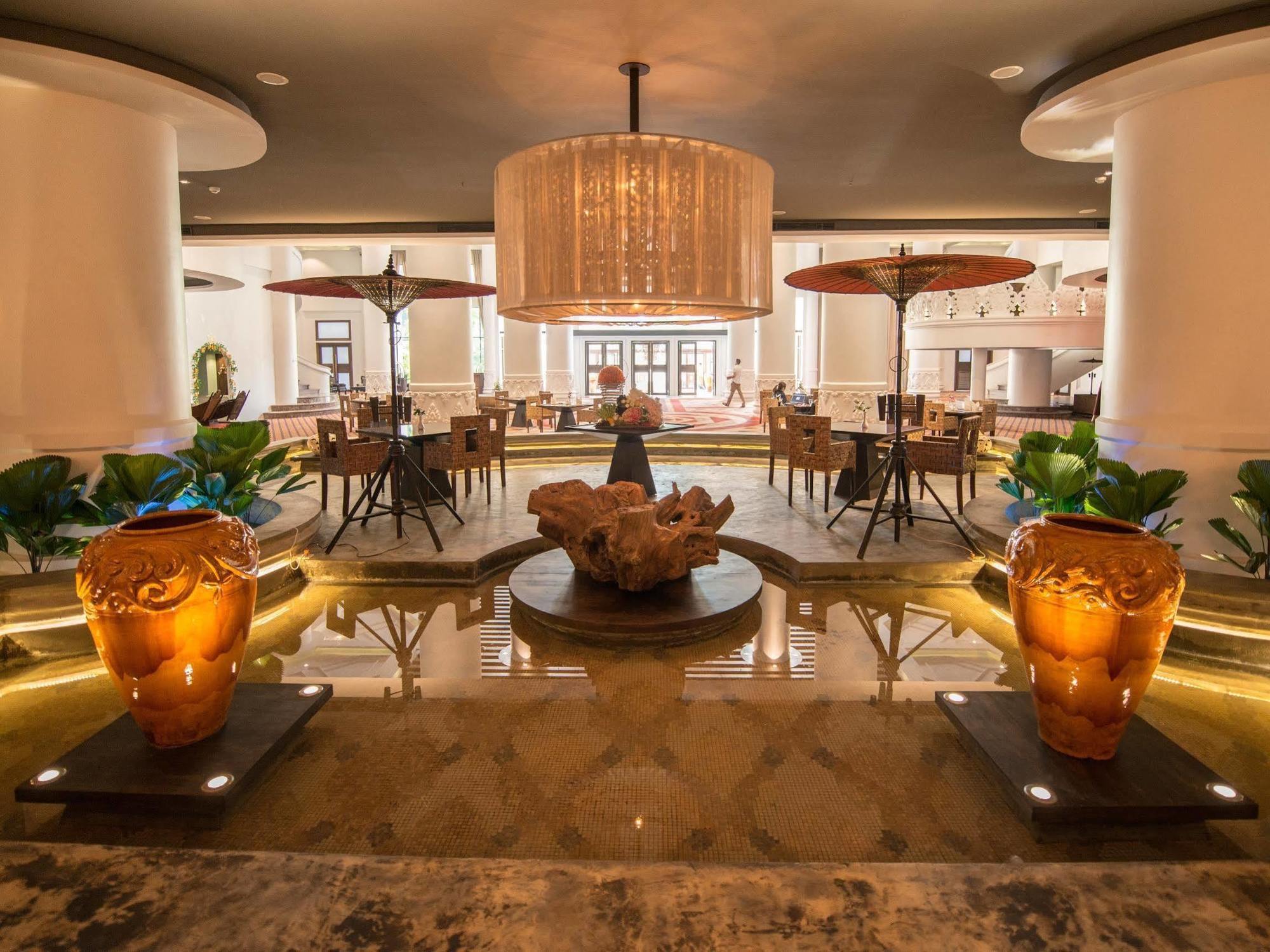 יאנגון Rose Garden Hotel מראה חיצוני תמונה
