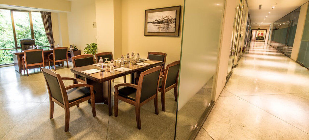 יאנגון Rose Garden Hotel מראה חיצוני תמונה