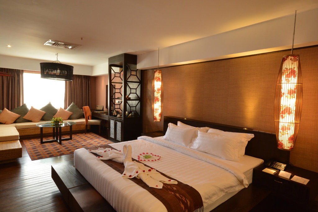 יאנגון Rose Garden Hotel מראה חיצוני תמונה